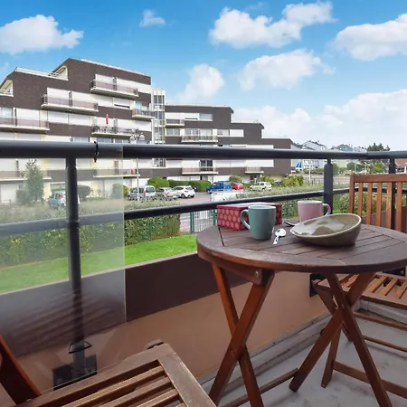 Cozy Apartment In Courseulles-Sur-Mer Apartamento Courseulles-sur-Mer