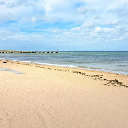 Cozy Apartment In Courseulles-Sur-Mer * Courseulles-sur-Mer
