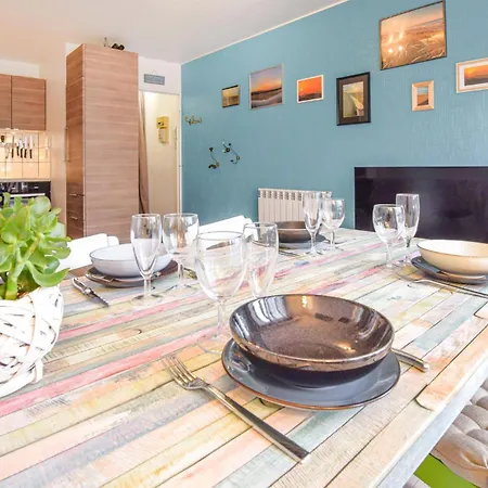 Apartman Cozy Apartment In Courseulles-Sur-Mer Courseulles-sur-Mer